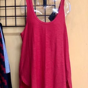 LOT OF 24 WOMEN’S TANK TOPS